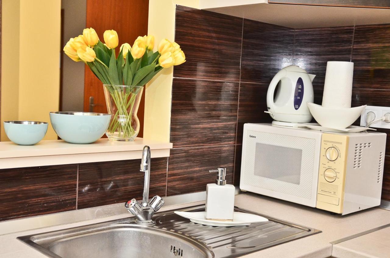 Happy Apartman Hajduszoboszlo Bagian luar foto