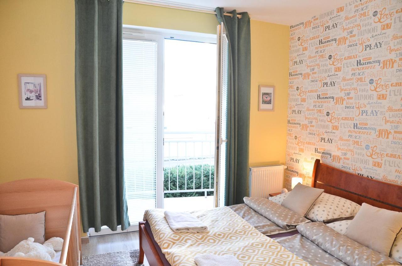 Happy Apartman Hajduszoboszlo Bagian luar foto